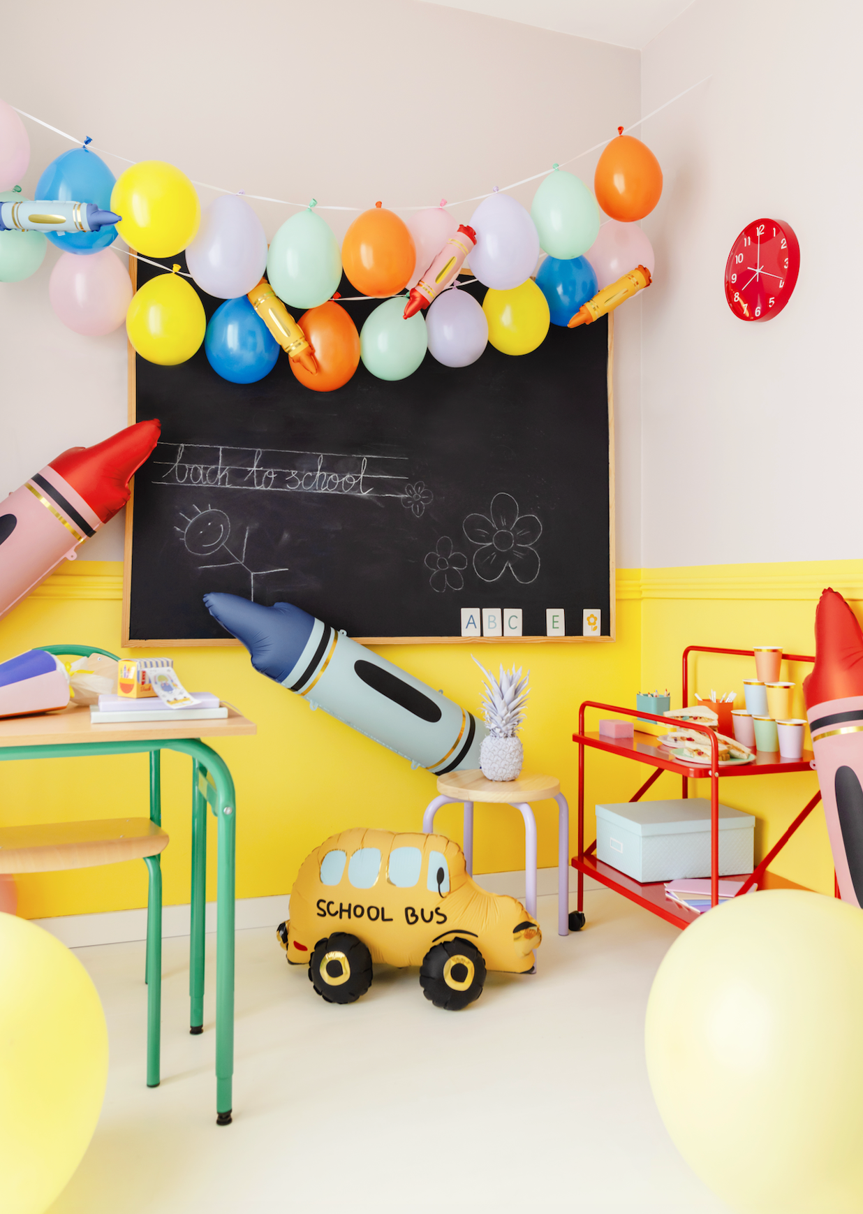Standing Foil Balloon Bus