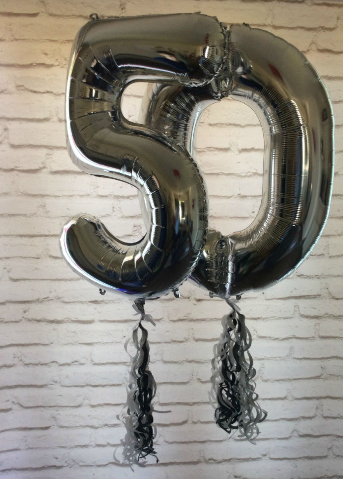 Black & White Balloon Tail