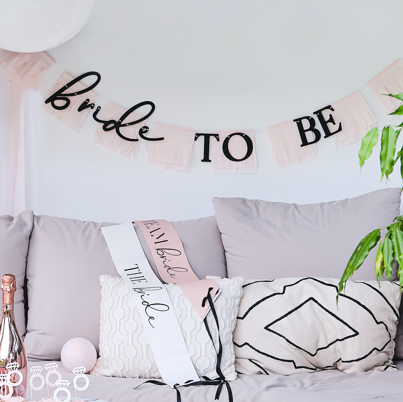 Bride To Be Hen Party Bunting with Tassel Garland