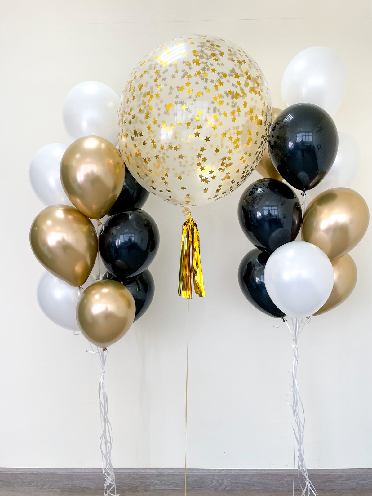 Chrome Gold, Black &amp; White Bouquet