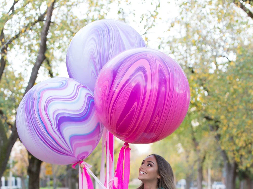 Large Red & White SuperAgate Balloon 30”