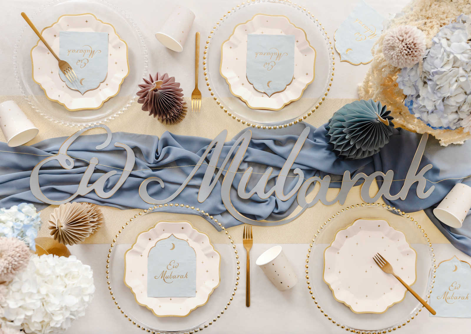 Beige & Gold Star Cups