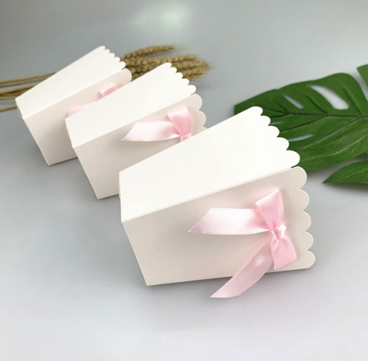 Bow Party Pink Popcorn Boxes