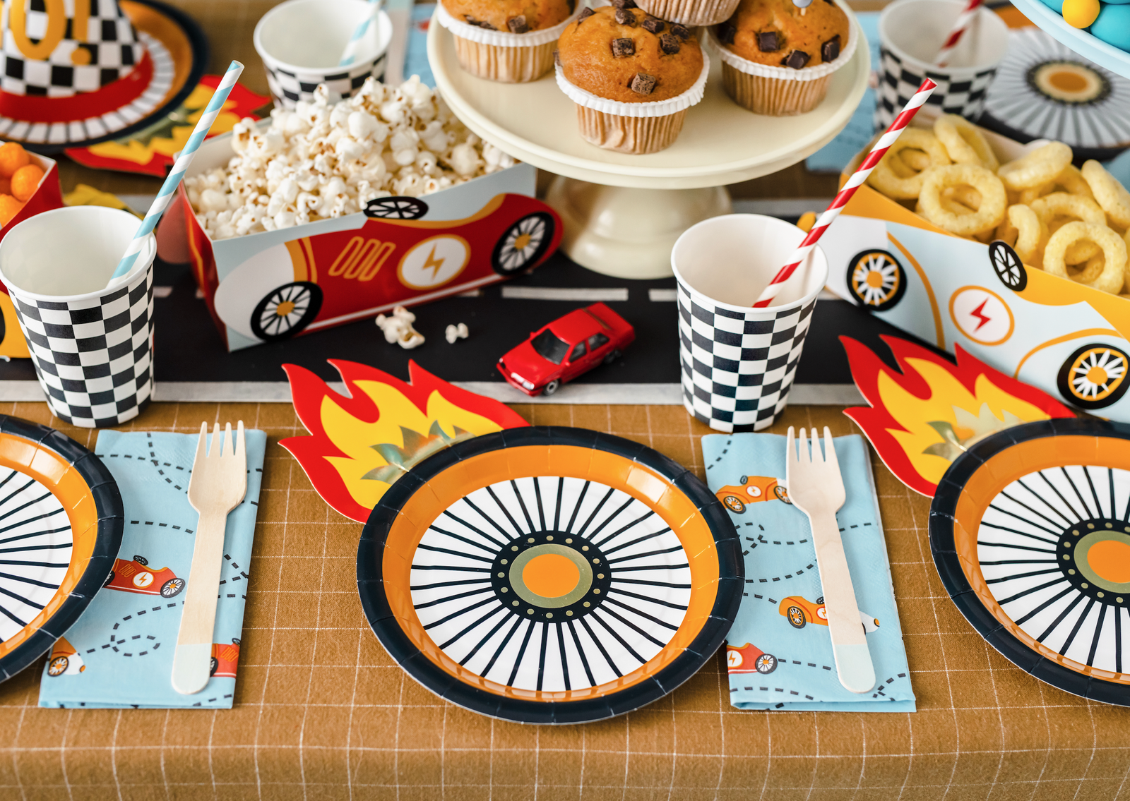Car Wheel Shaped Plates