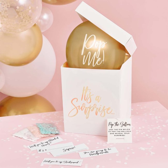 Gold Surprise in a Box Set