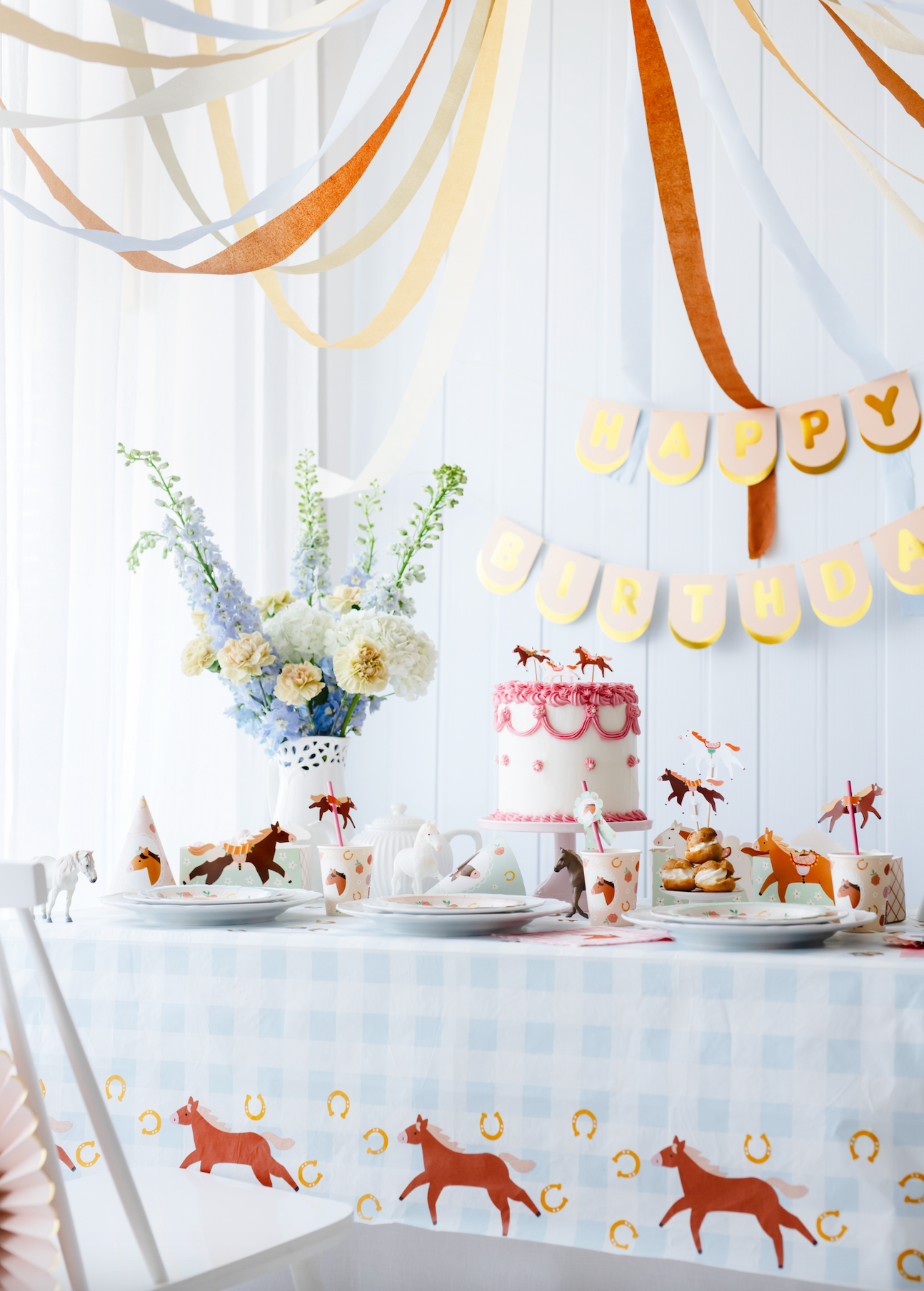 Horse Checkered Paper Tablecloth 