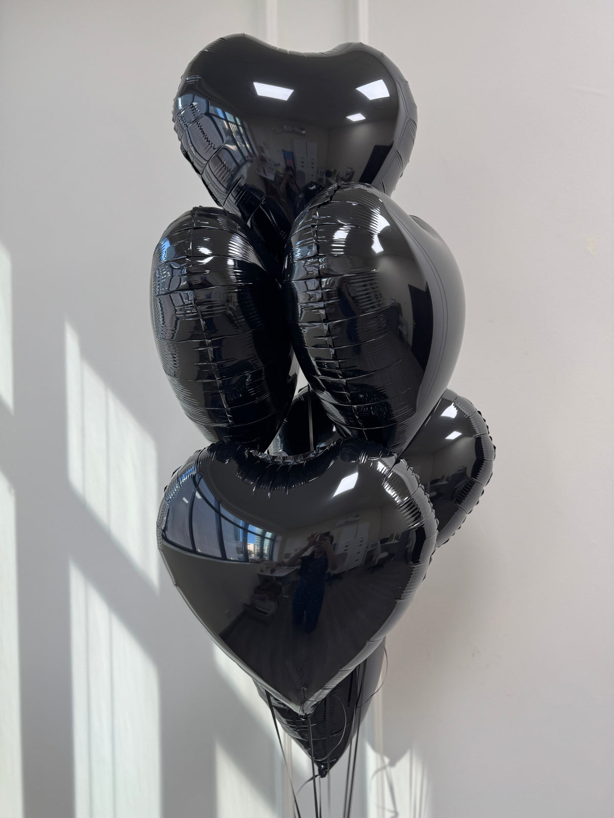Metallic Black Jelly Heart Foil 18"
