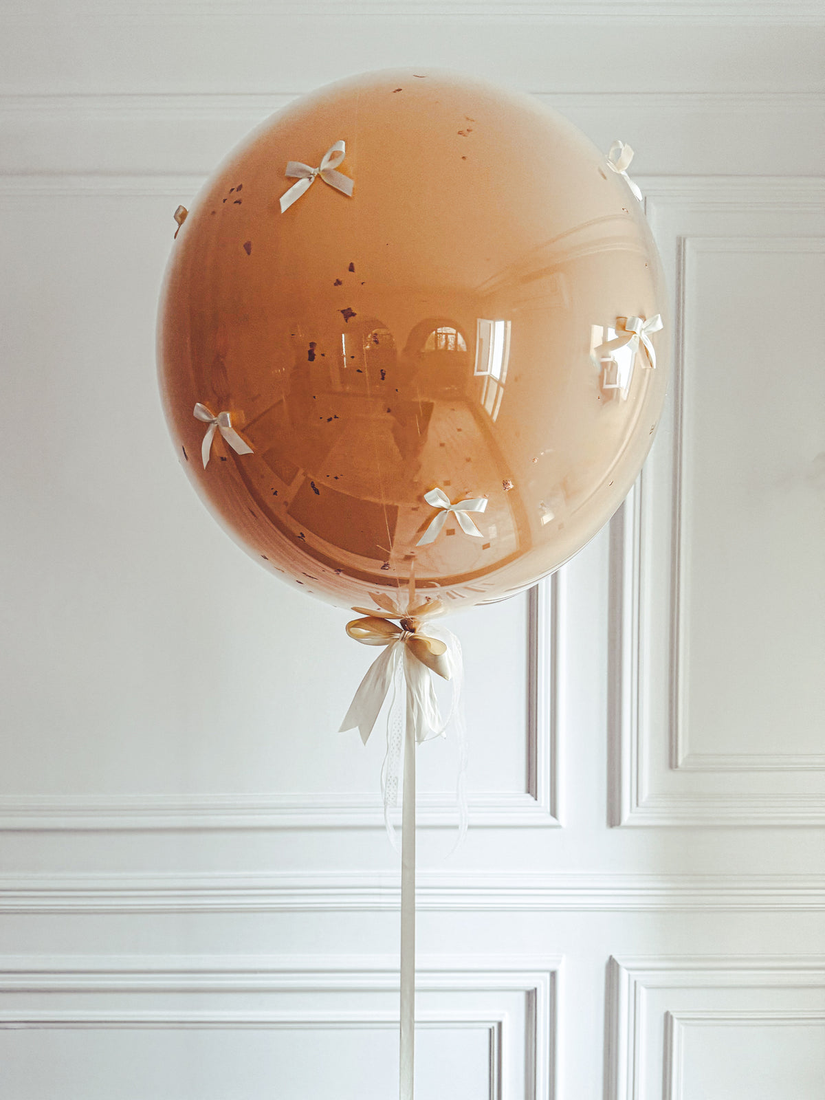 Giant Confetti Balloon with Bows