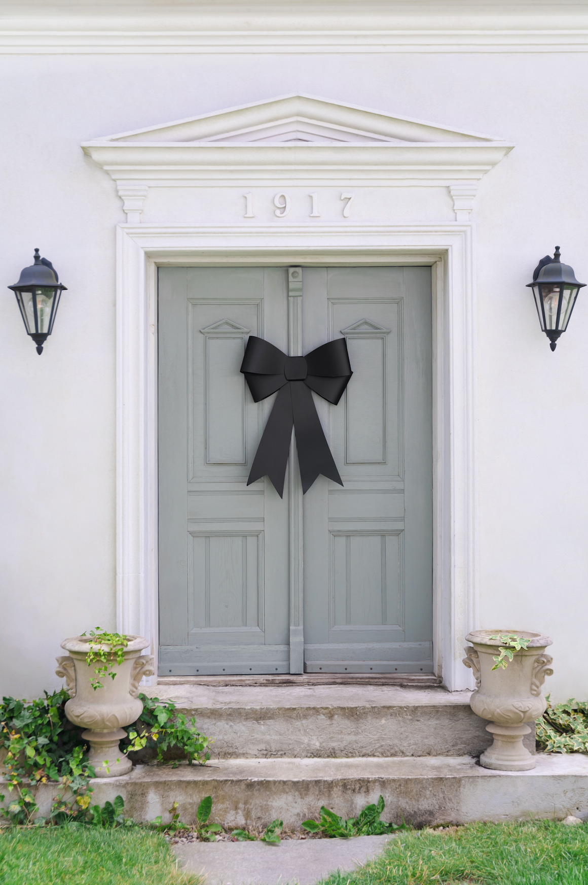 DIY Large Black Decorative Bow