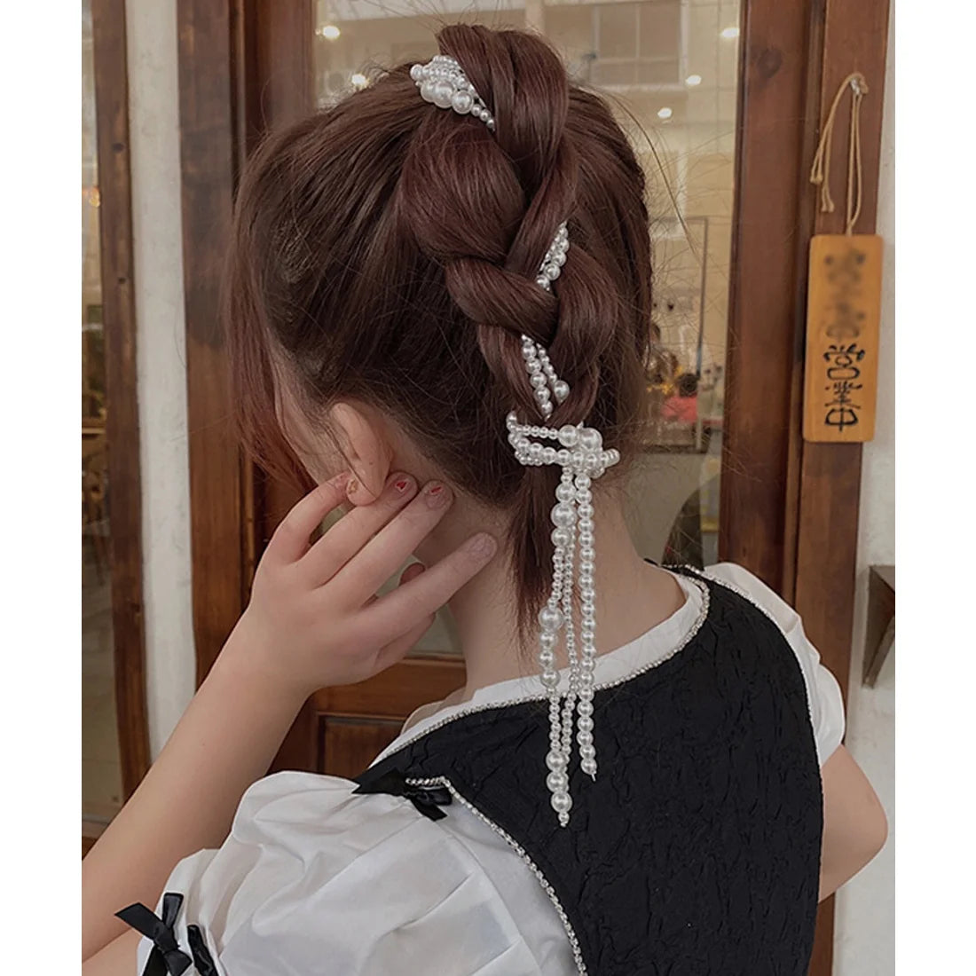Pearl Chain Tassel Hairpiece