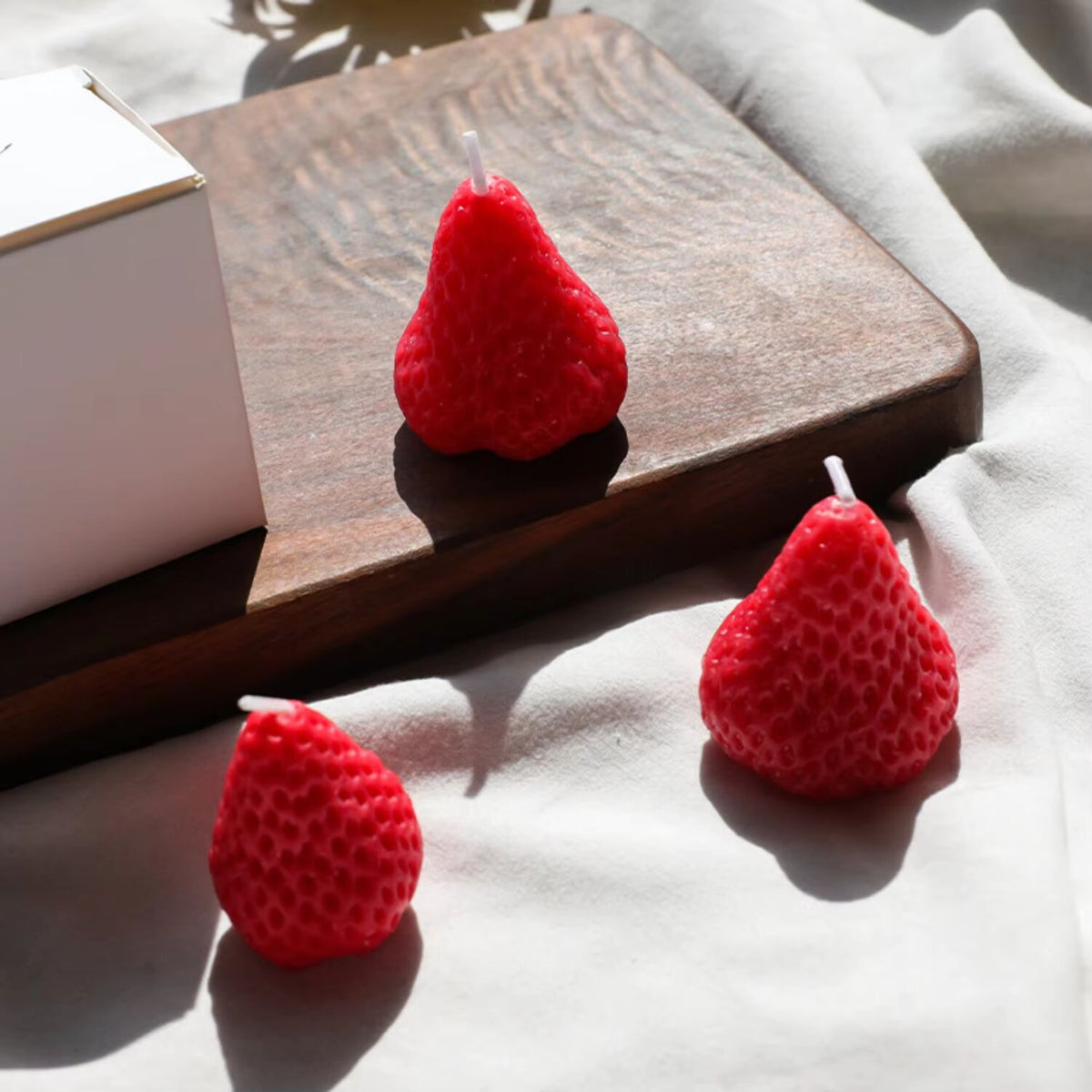 Strawberry Scented Candles Set