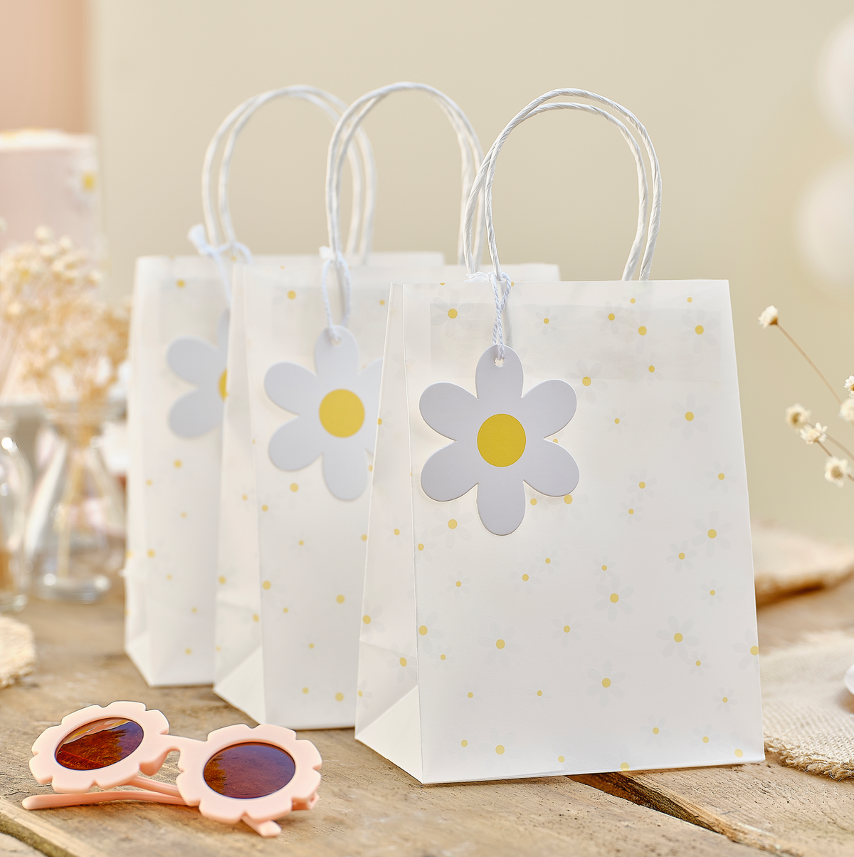 Daisy Print Vellum Party Bags