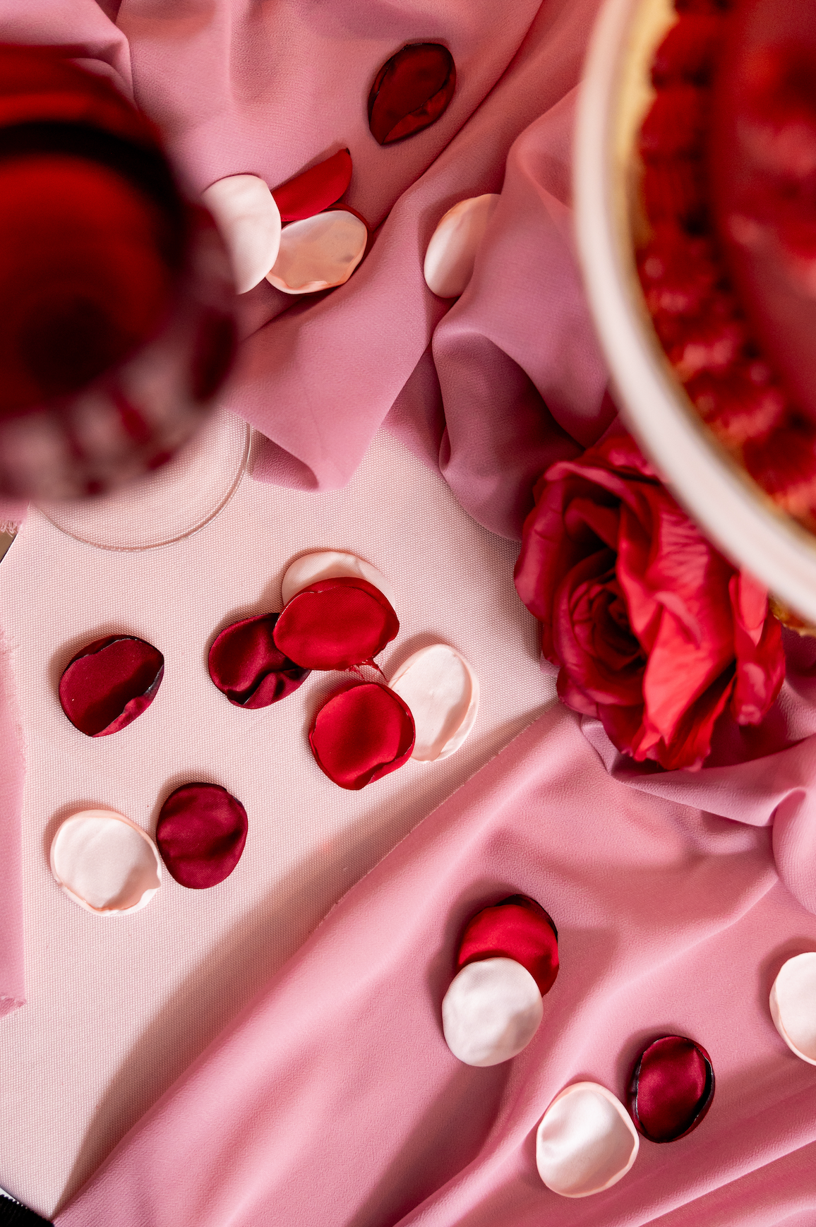 Red &amp; Burgundy Rose Petals