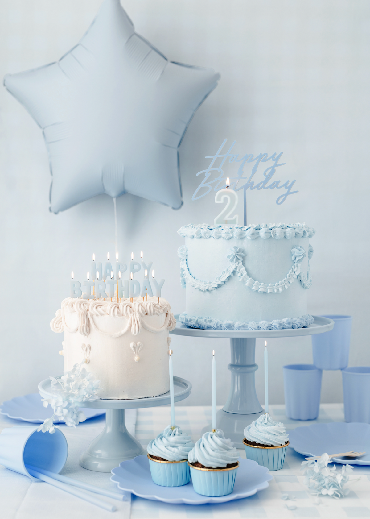 Blue Frill Plastic Cups