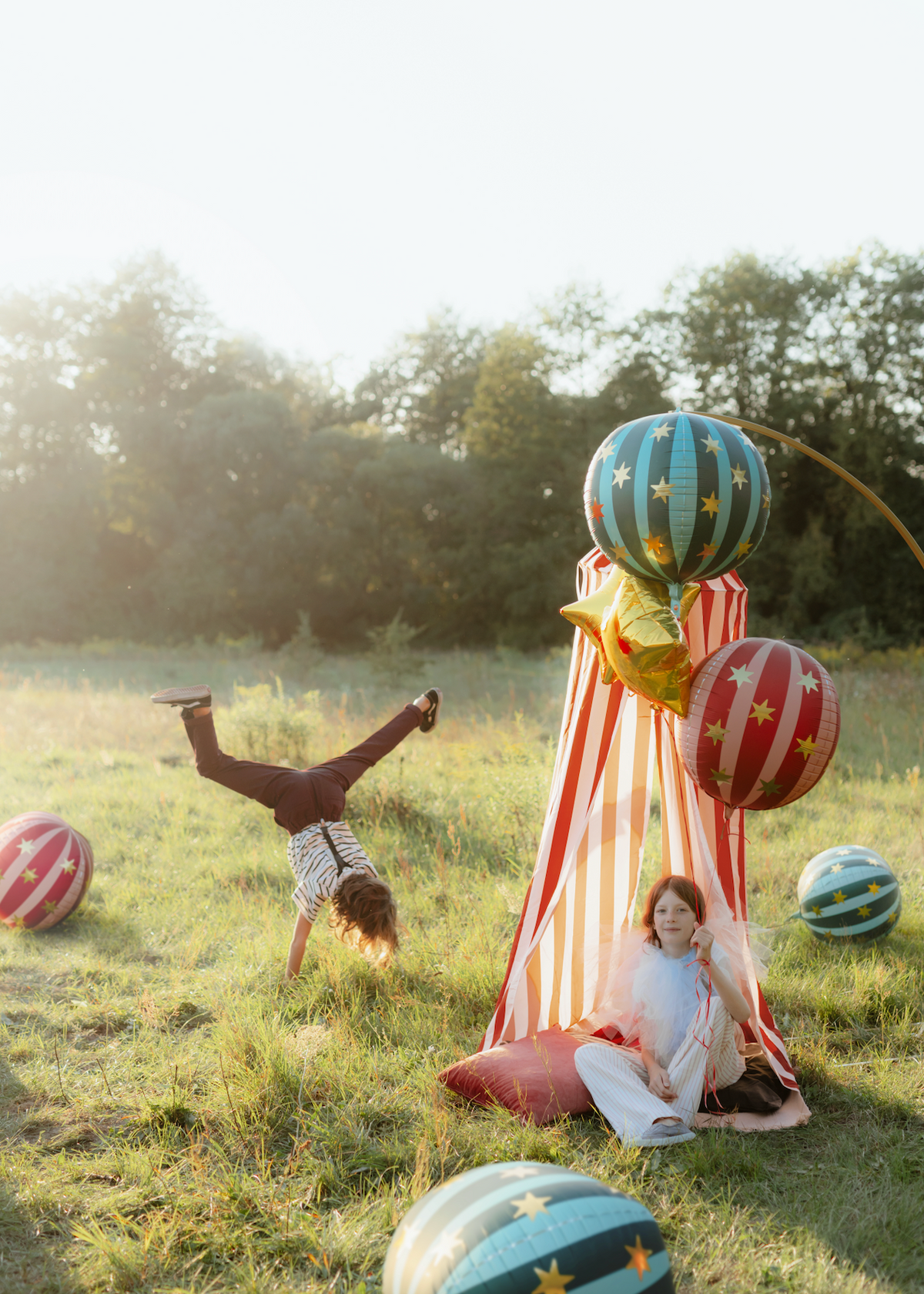 Matte Red Starry Foil Balloon