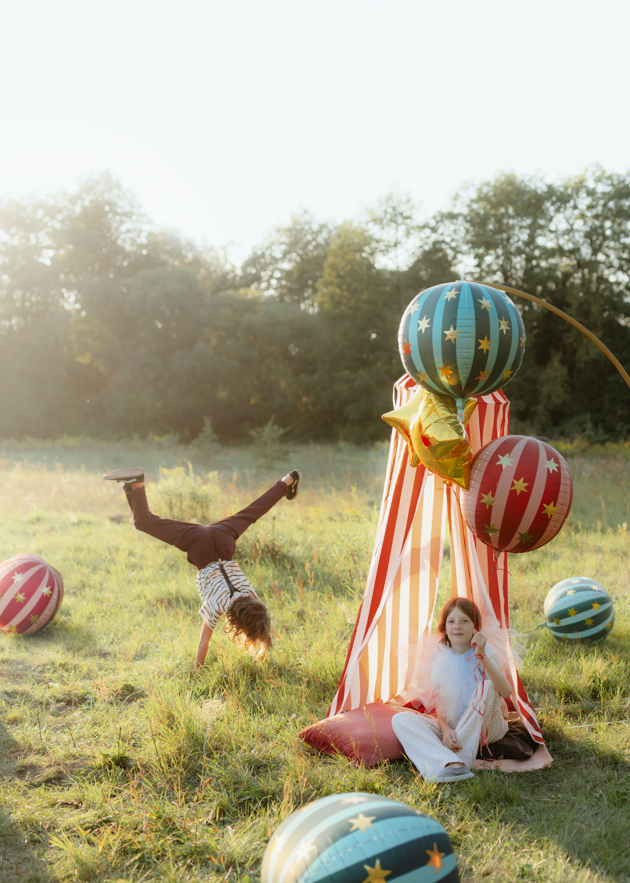 Matte Red Starry Foil Balloon