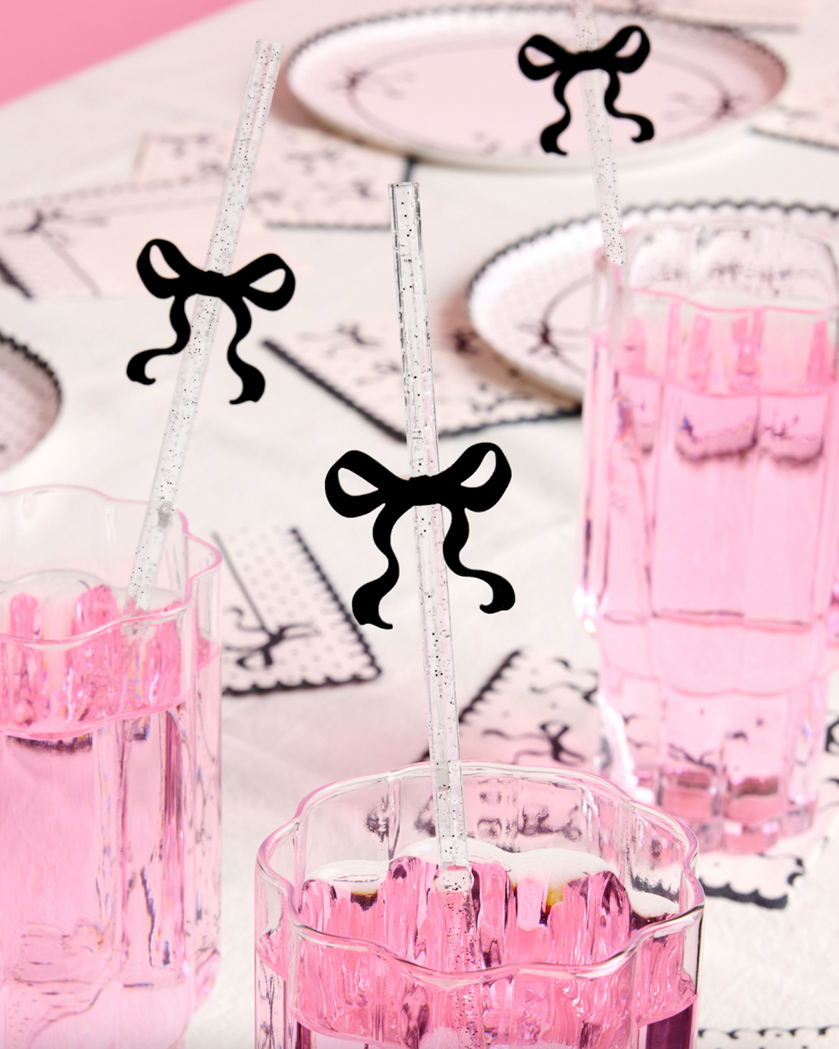Little Black Bow Straws