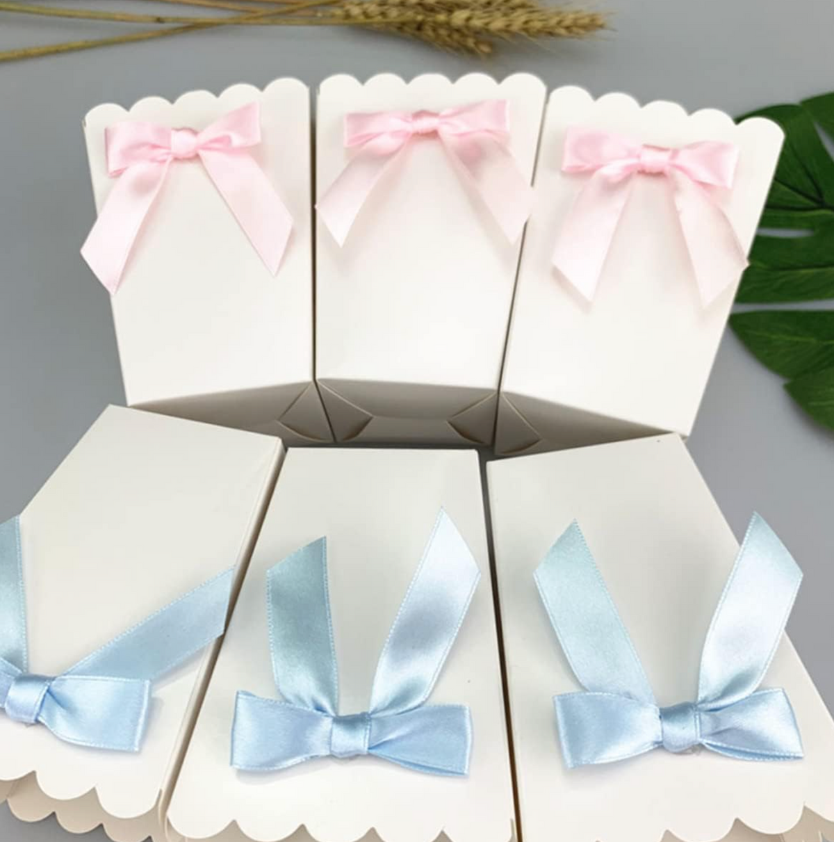 Bow Party Pink Popcorn Boxes