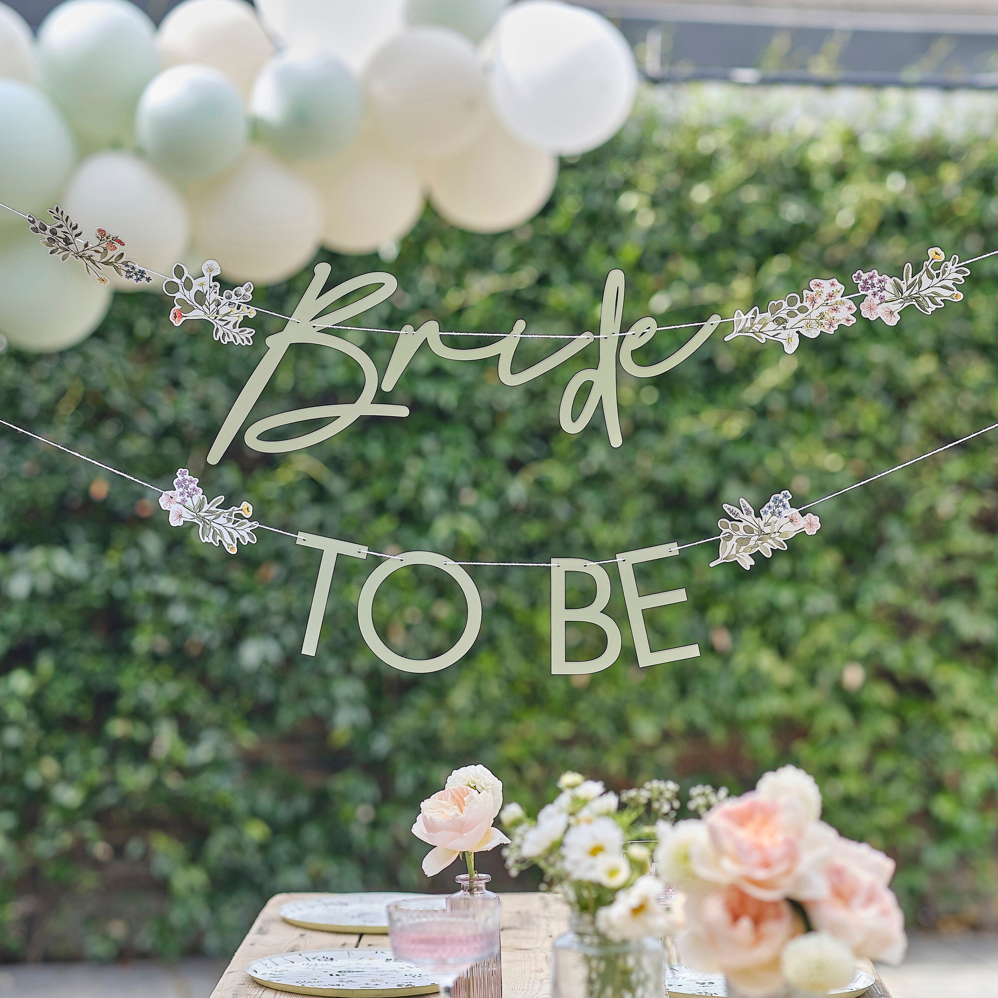 Floral Bride to Be Hen Party Bunting