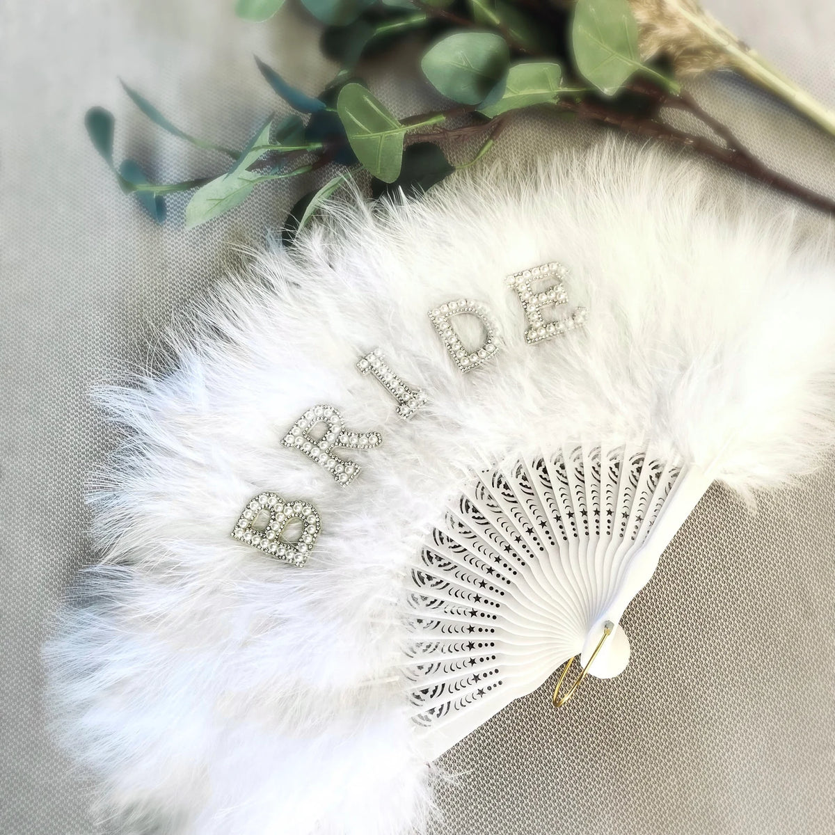 White Bridal Feather Fan