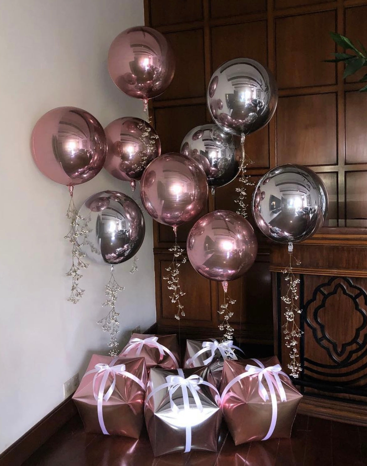 Rose Gold Orbz Balloon
