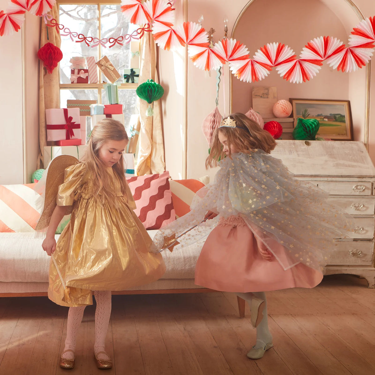 Candy Cane Stripe Honeycomb Garland by Meri Meri