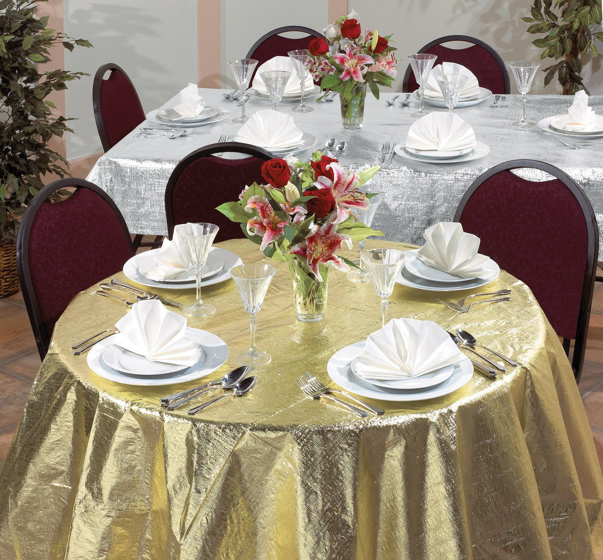 Gold Glittering Plastic Table Cover