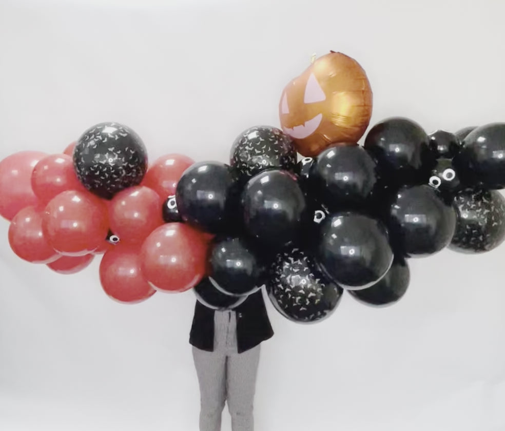 Black & Red Pumpkin Balloon Garland