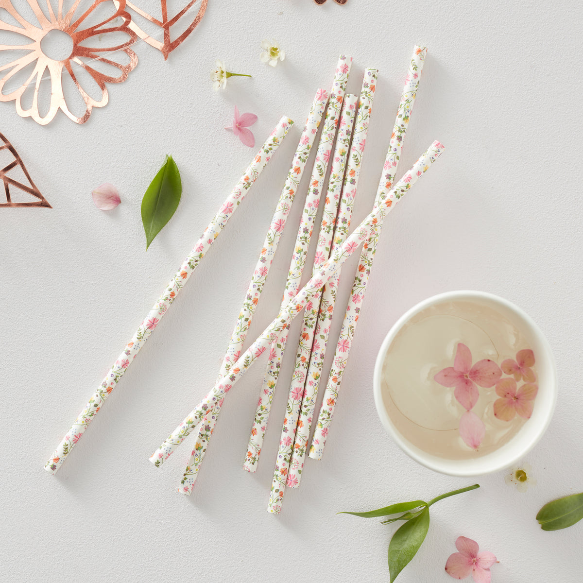 FLORAL PAPER STRAWS - DITSY FLORAL