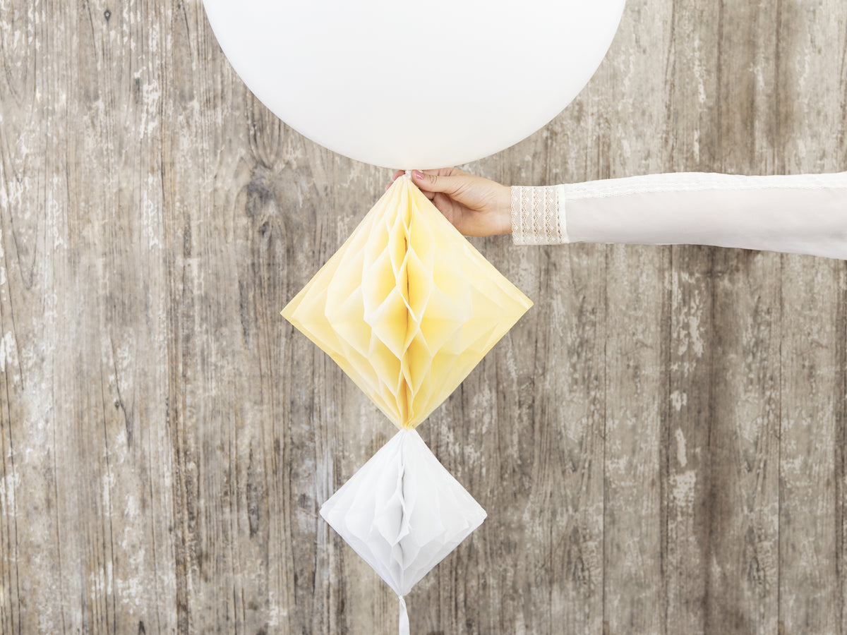 Classic White Honeycomb Diamond