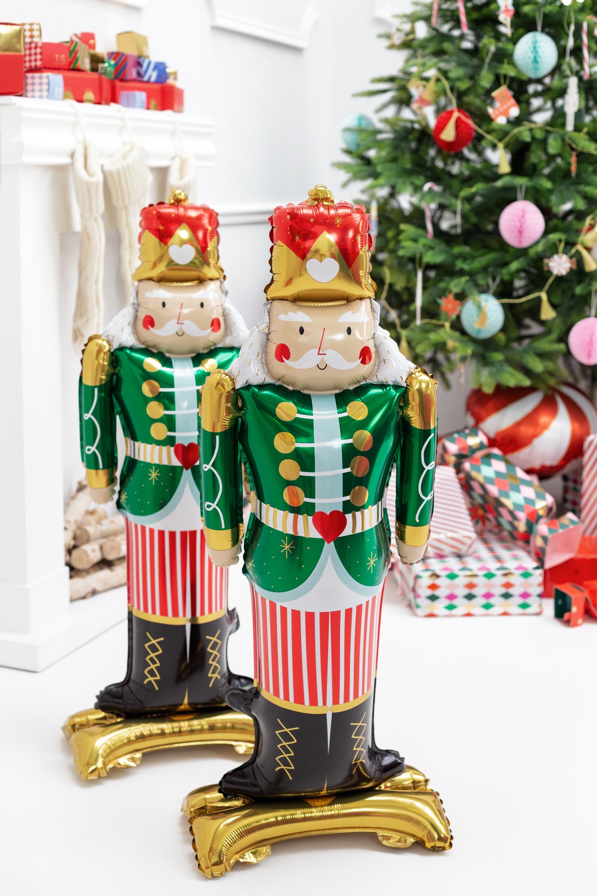 Standing Nutcracker Balloon