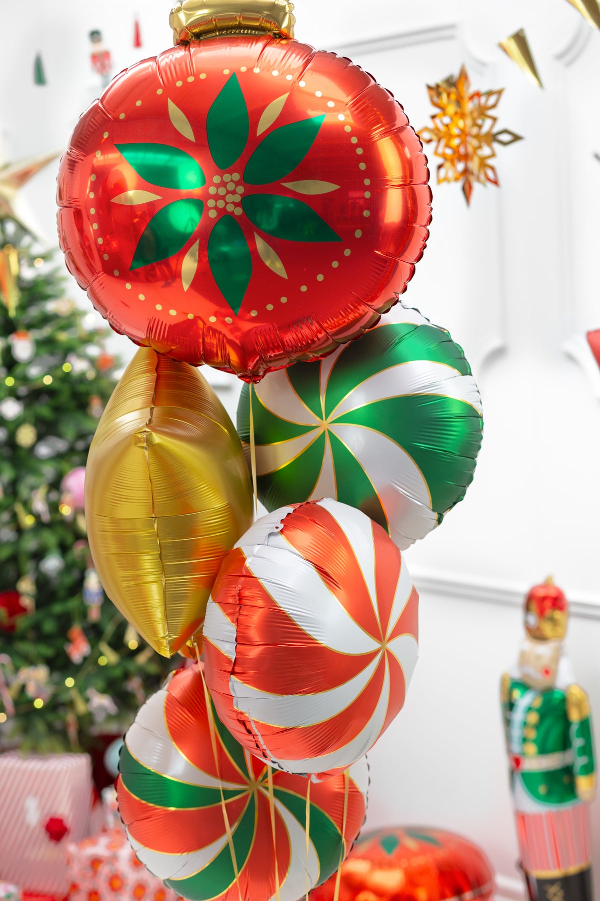 Christmas Classic Balloon Bouquet