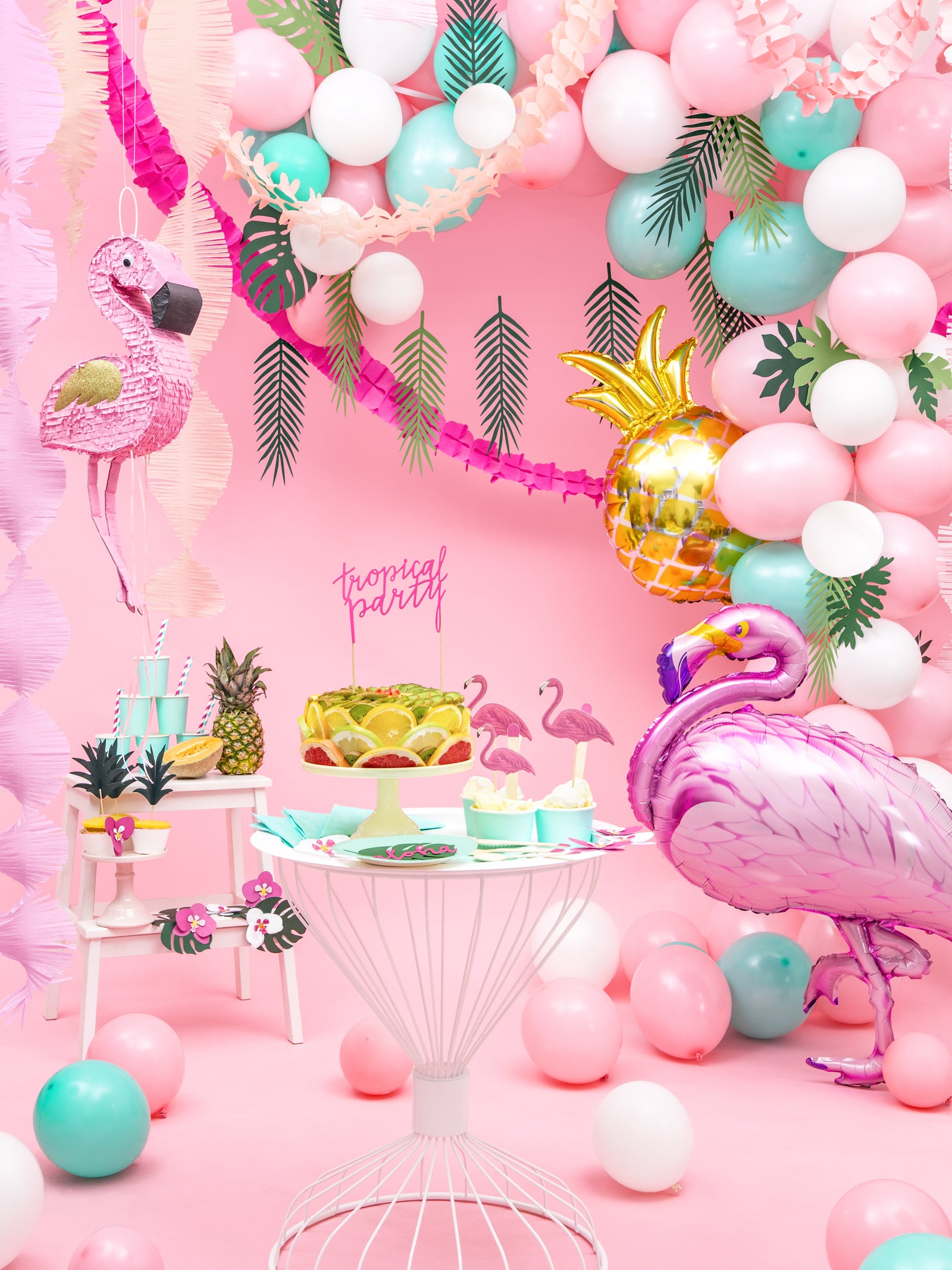 Metallic Gold Pineapple Foil Balloon 