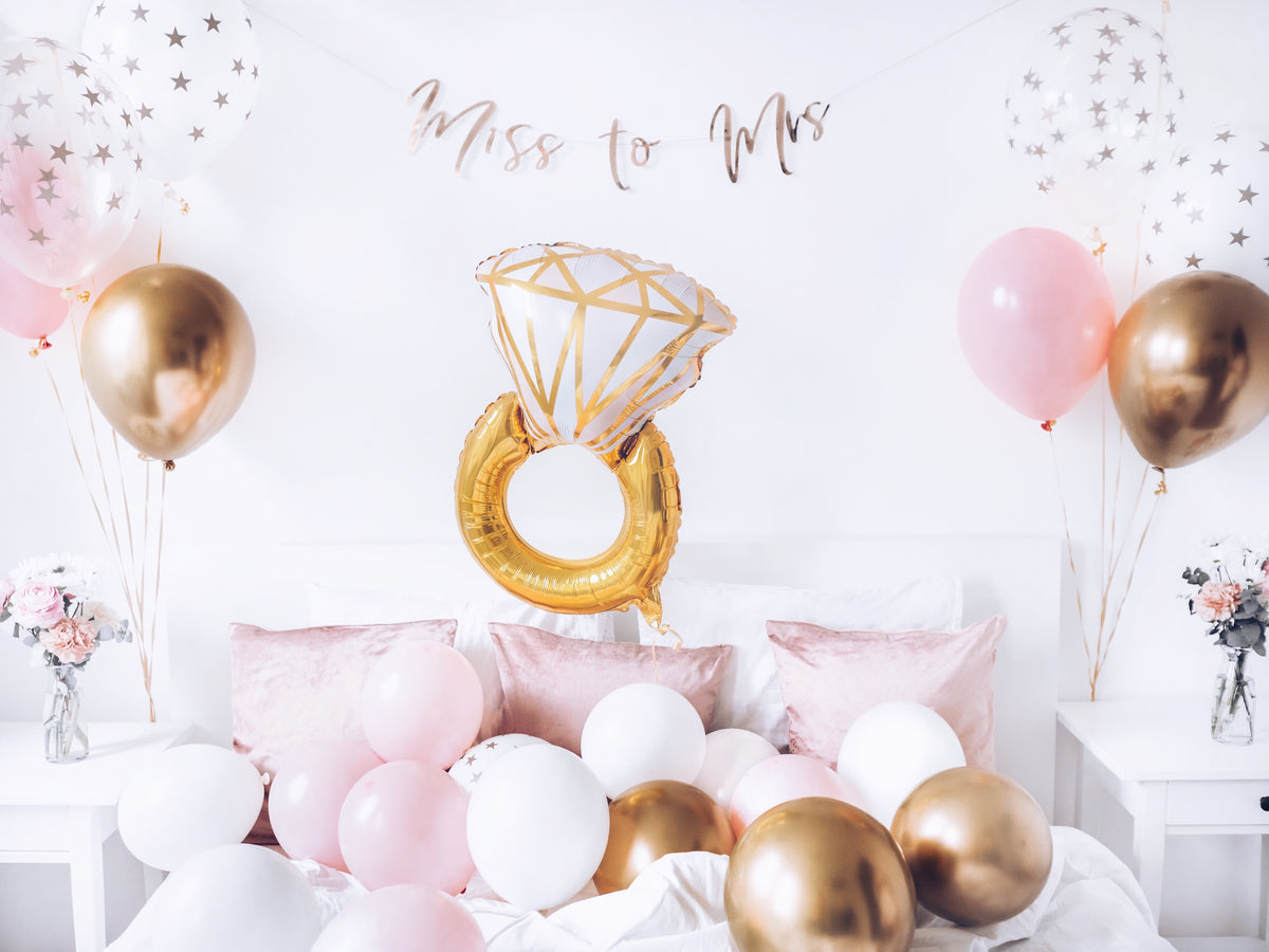 Engagement Ring Supershape Balloon