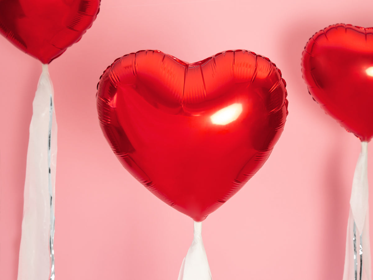 Red Heart Foil Giant Balloon