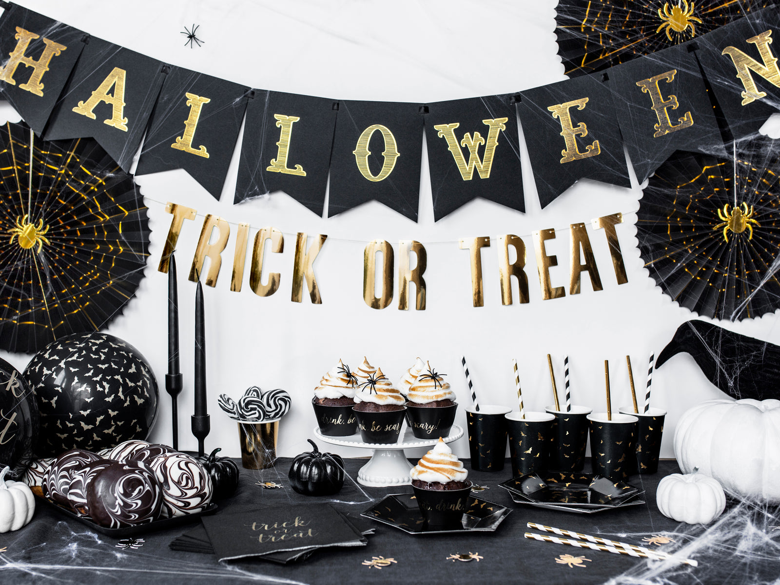 Black & Gold Halloween Pennant Banner