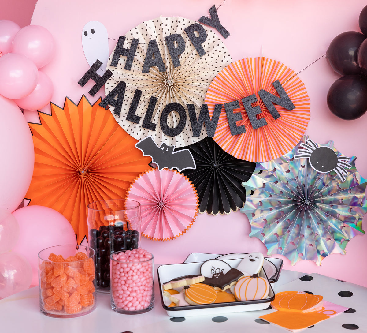 HAPPY HAUNTING PARTY FANS SET