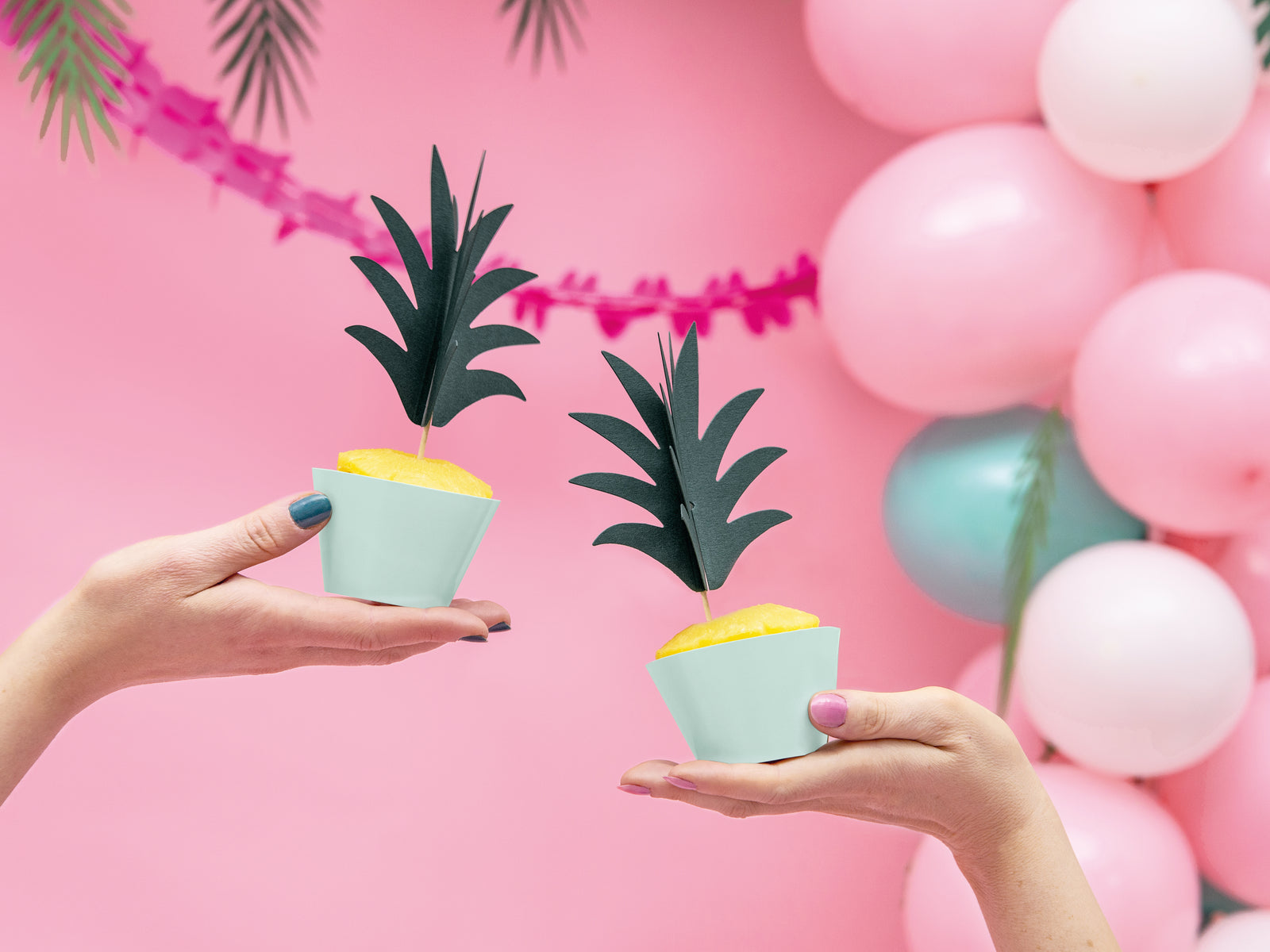 Cupcake Topper Aloha Pineapple