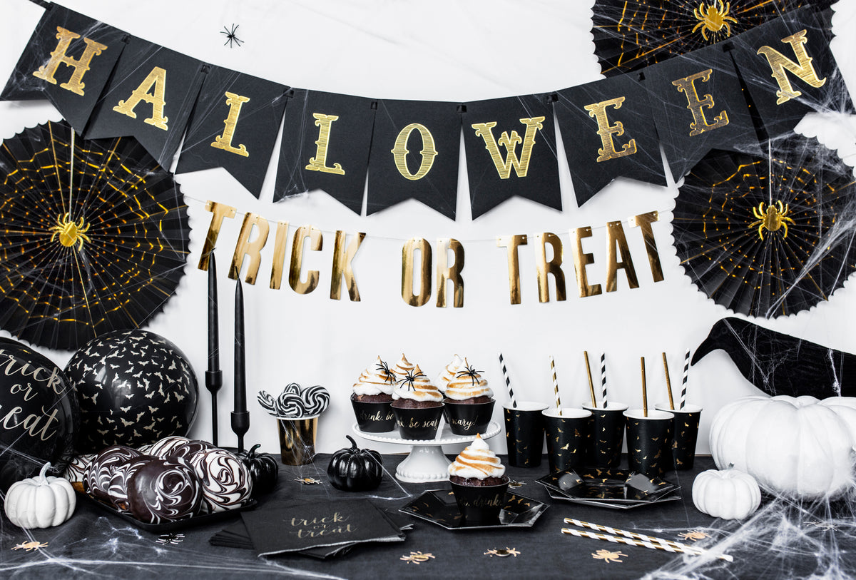 Black &amp; White Stripped Straws