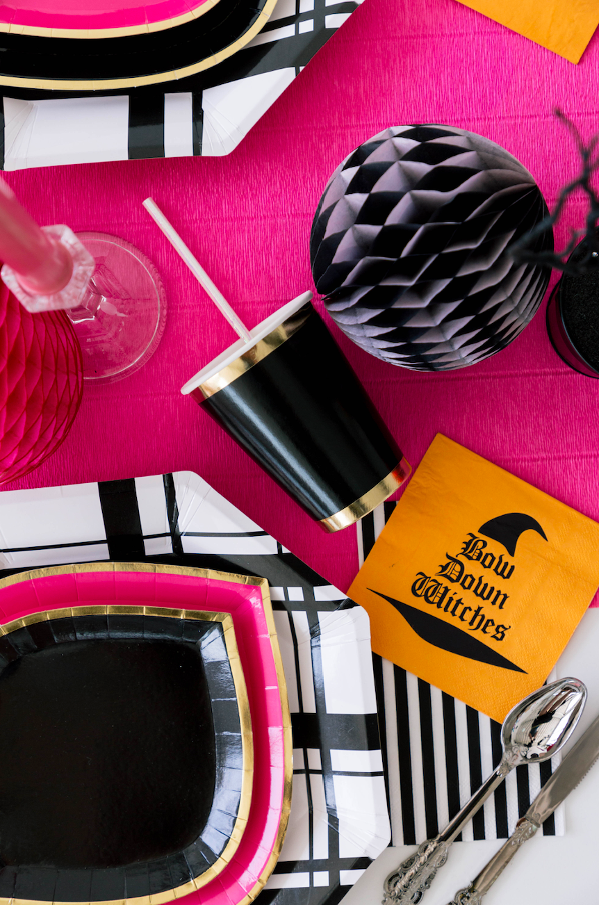 Posh Noir Dinner Plates