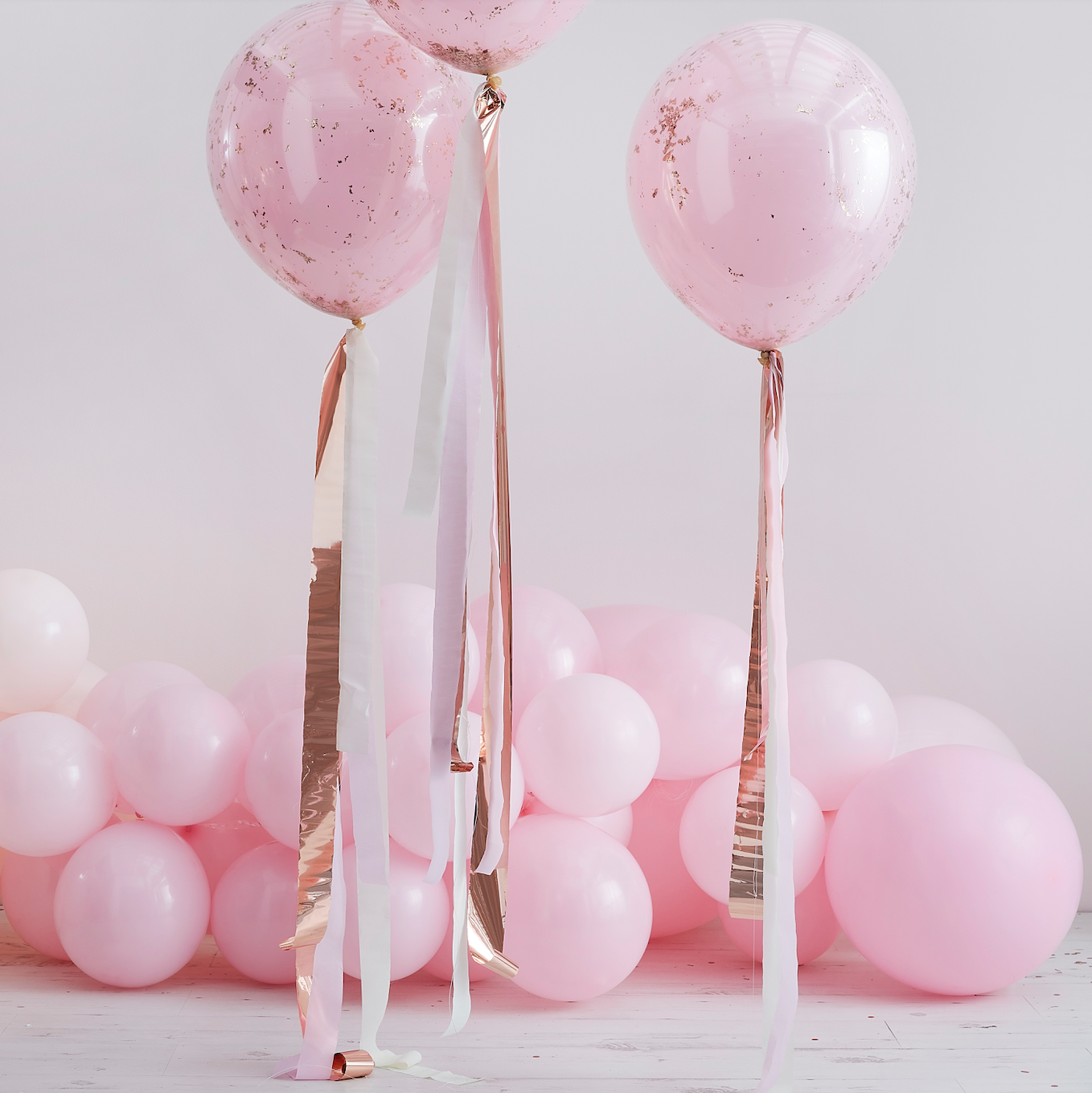 Rose Gold & Pink Streamer Balloon Tails