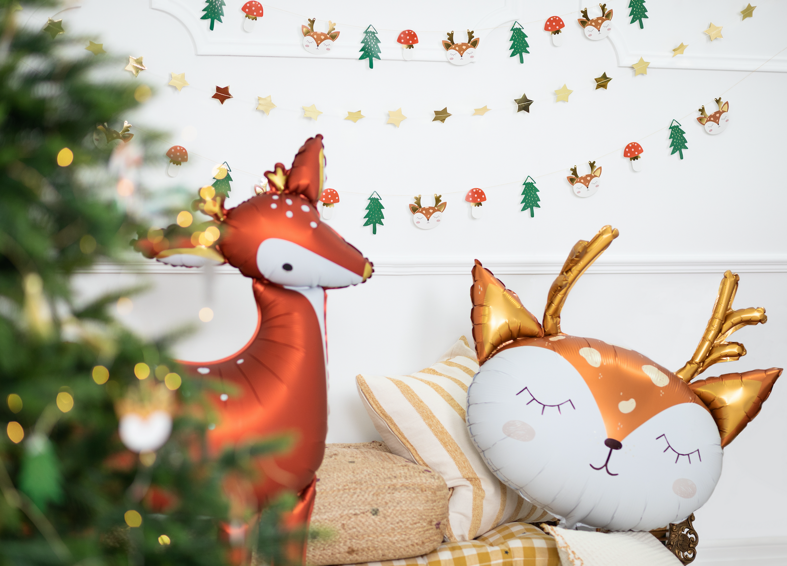 Sweet Woodland Deer Foil Balloon