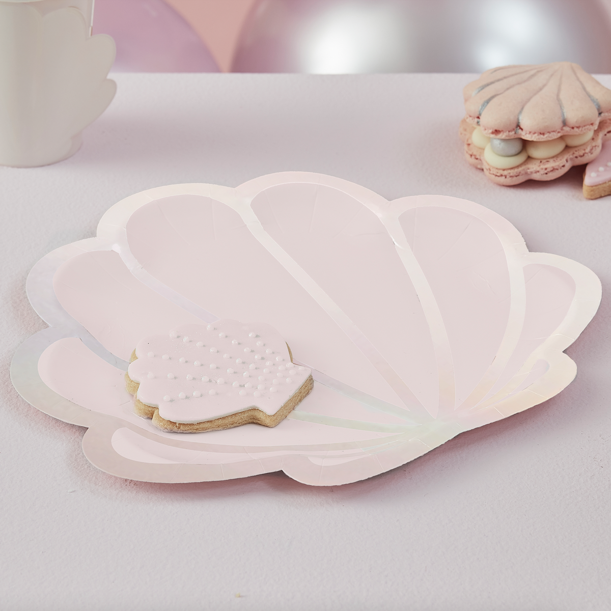 Iridescent &amp; Pink Mermaid Shell Shaped Paper Plates