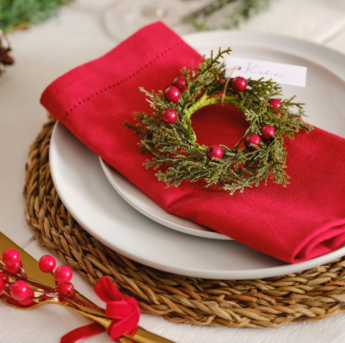 Foliage and Berry Christmas Napkin Rings