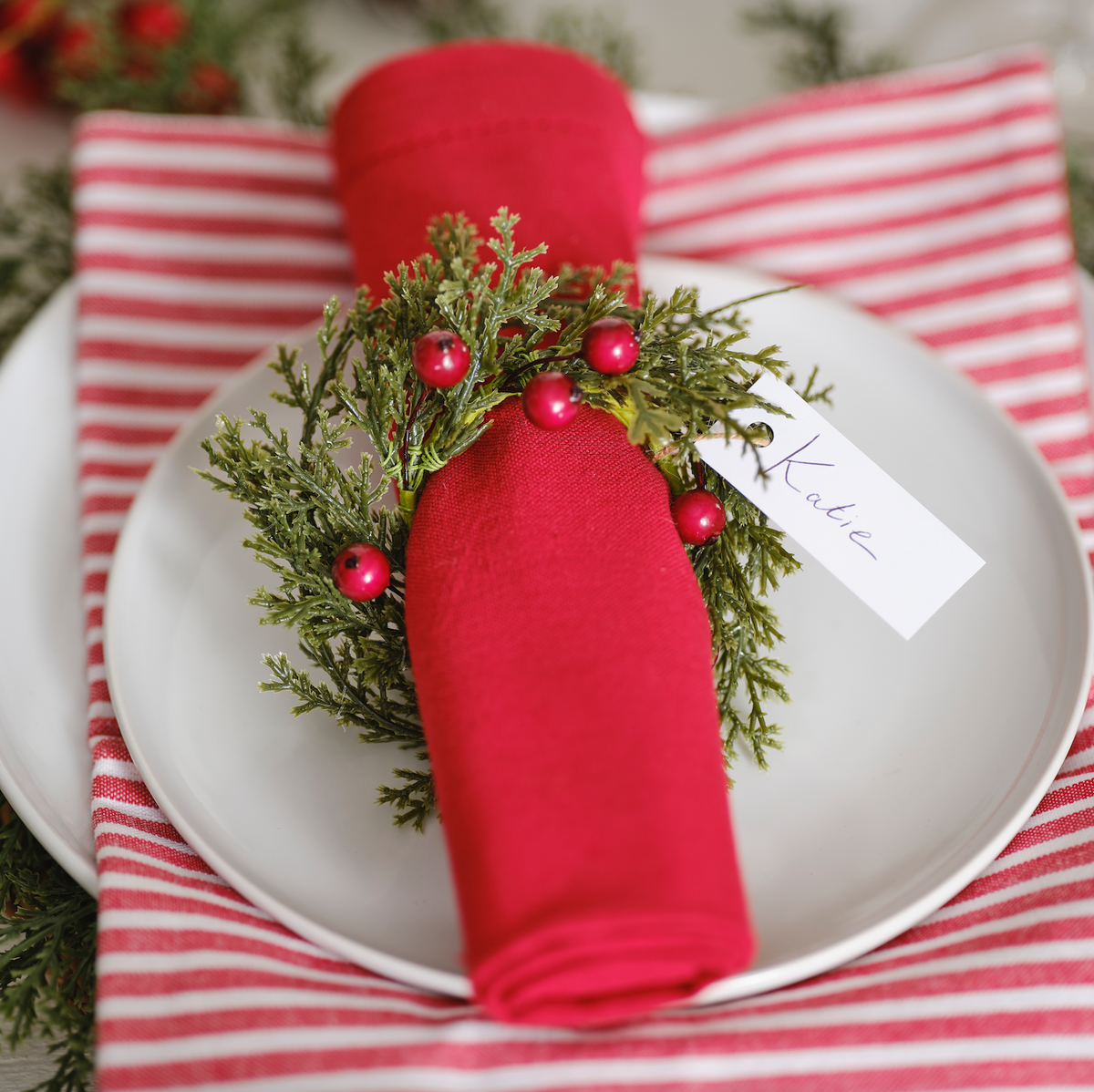 Foliage and Berry Christmas Napkin Rings