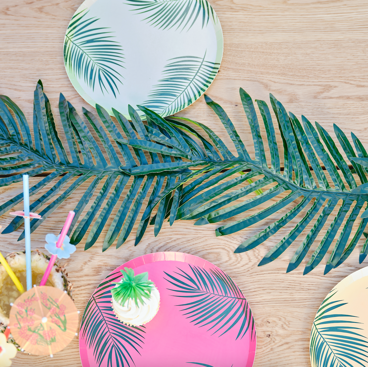 Palm Leaf Foliage Stems Decoration Kit