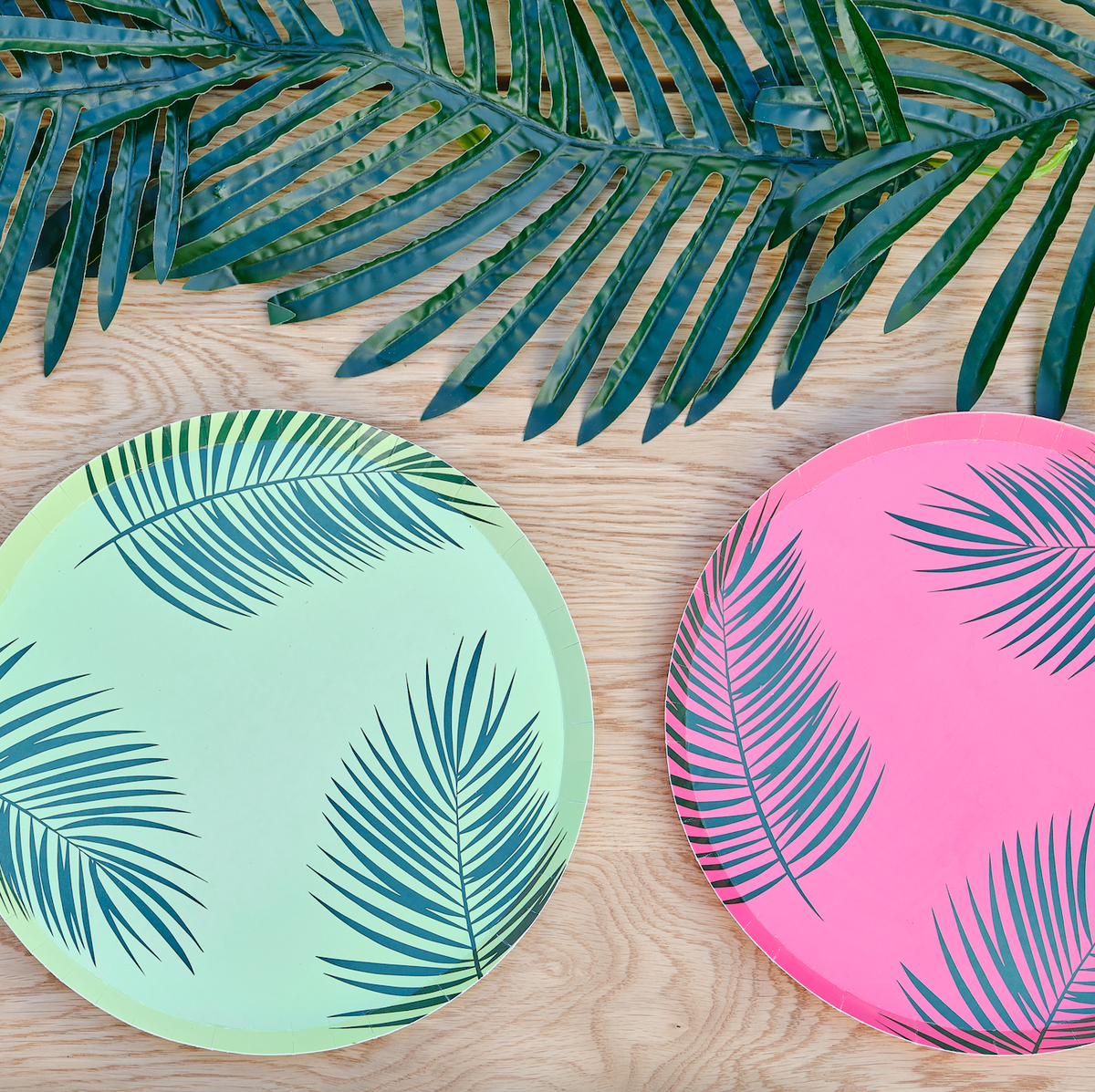 Hawaiian Tiki Palm Leaf Printed Paper Plates