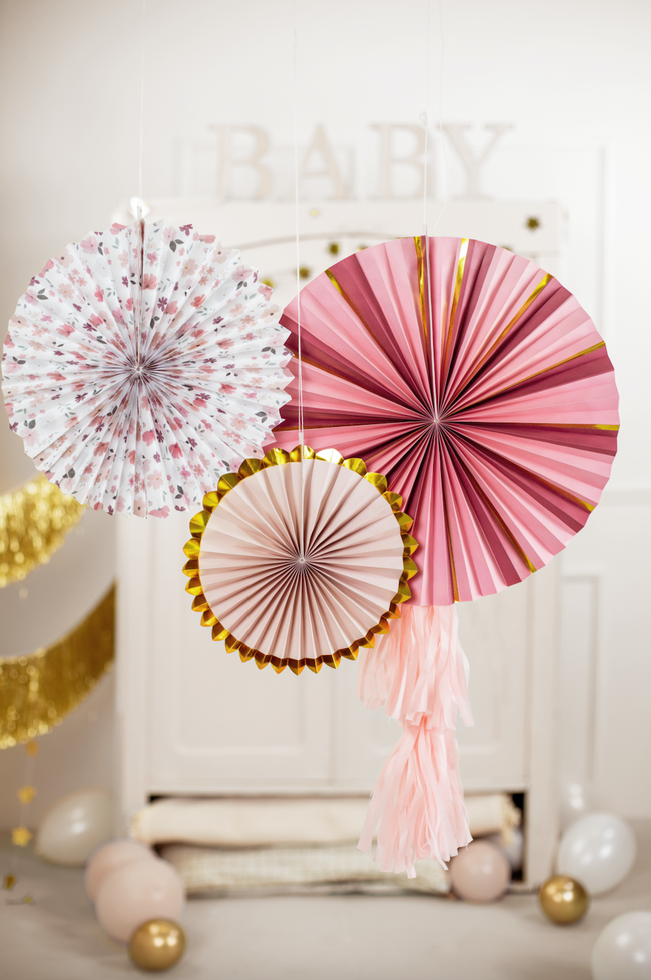 Pink Flowers Decorative Rosettes